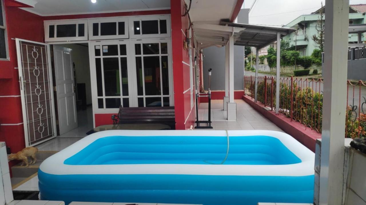 Villa Musti Green Apple Cipanas Sindanglaya Экстерьер фото